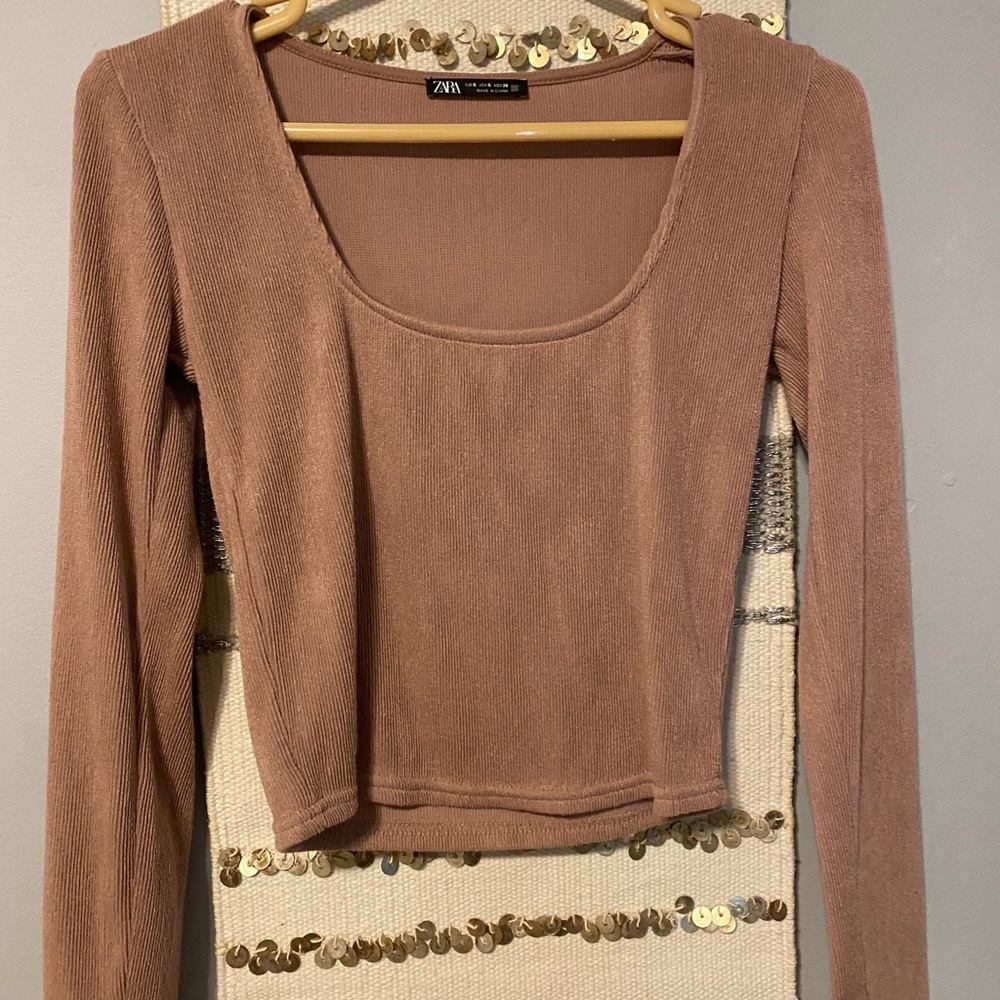 Super soft long sleeve cropped top